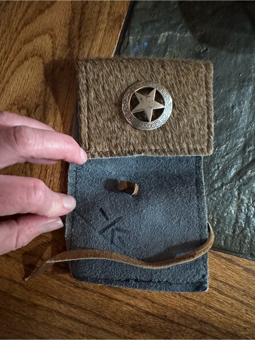 Western Hair-On Hide Cuff One Size with Star Concho Cowboy Rodeo Featival - Picture 3 of 6